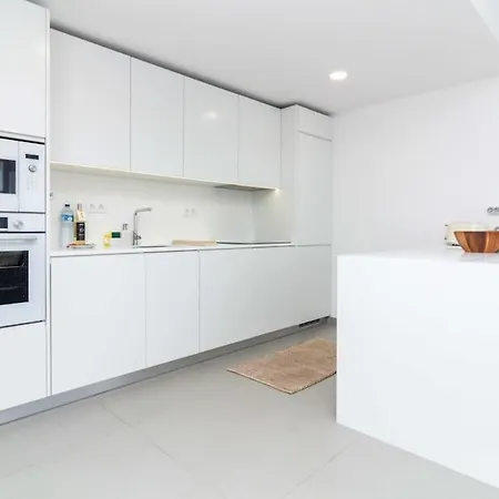 Apartment D - Luxurious & Playground & Garage *
