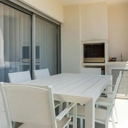 Apartment D - Luxurious & Playground & Garage