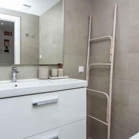 Apartment D - Luxurious & Playground & Garage *